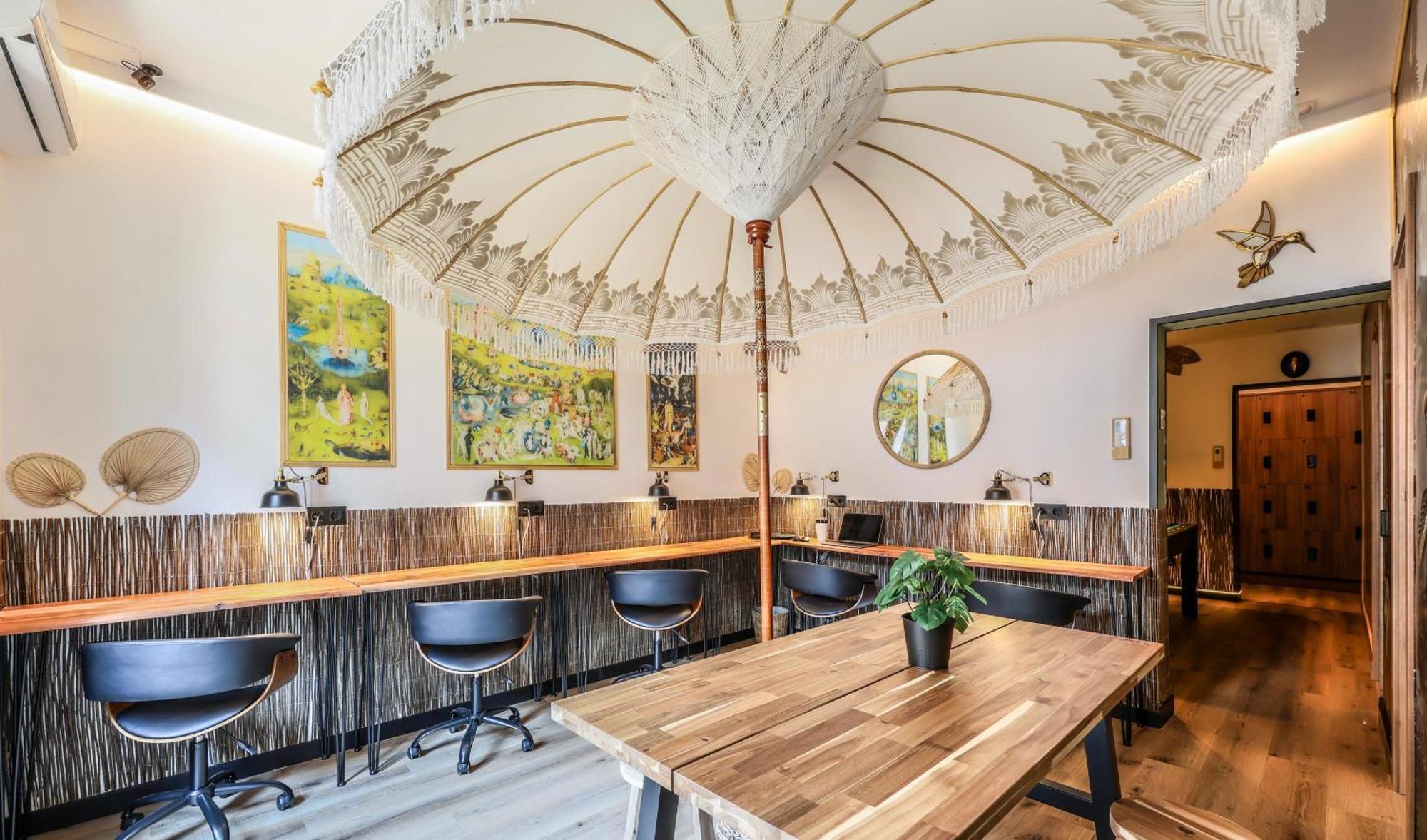 Eliseo - Livingcoworking - Malasana Madrid Dış mekan fotoğraf
